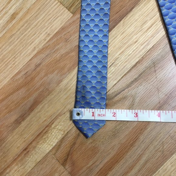 Claiborne, 100% silk, Blue/Yellow, Men’s Tie - Picture 7 of 11